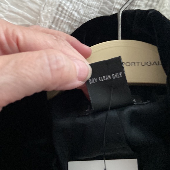 INC Spectacular Black Velvet Jacket. Beautiful. Size 8. - Picture 6 of 8